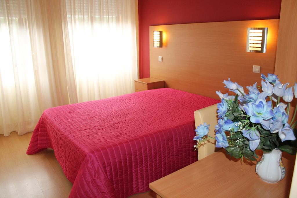 Guest House Estrela Porto Room photo