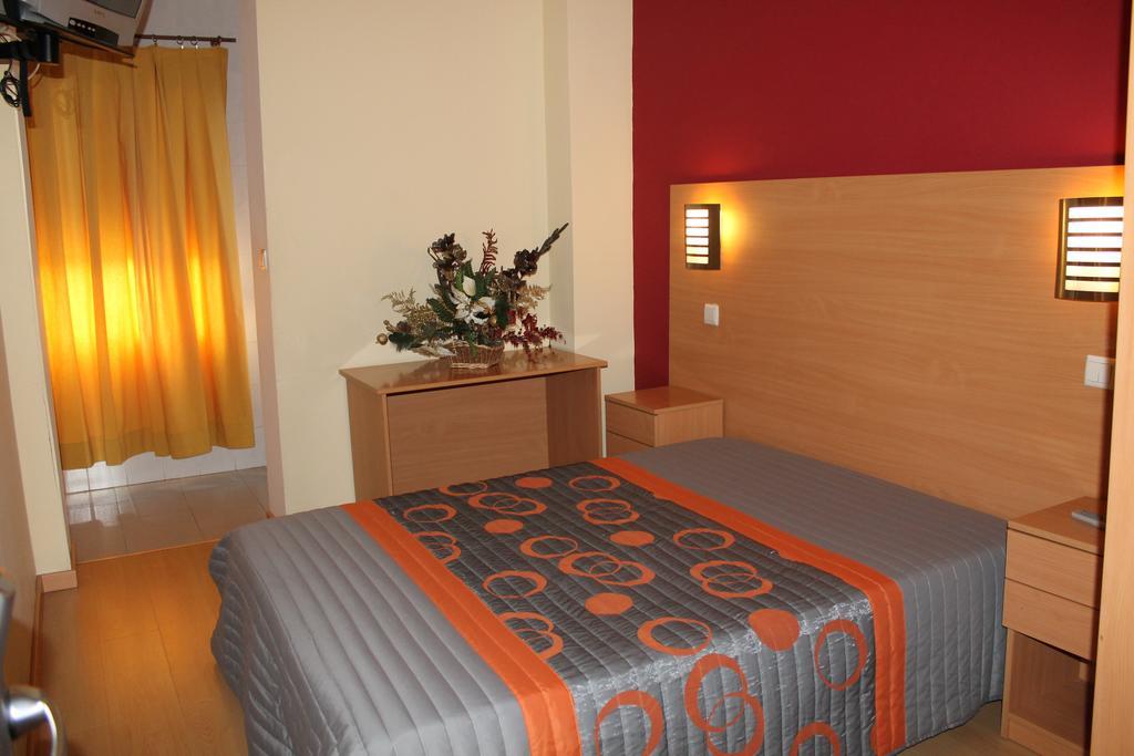 Guest House Estrela Porto Exterior photo